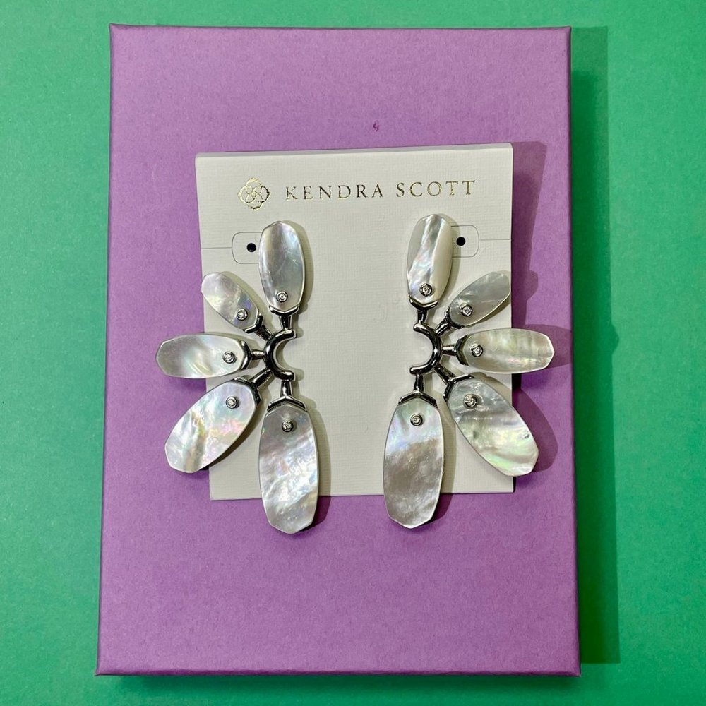 NWT Kendra Scott Ashlyn Ivory Mother Of Pearl Statement Earrings 14K Gold Plated - Picture 8 of 11